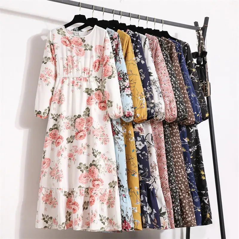2022 Green Floral Crewneck Long Dress - Image 26