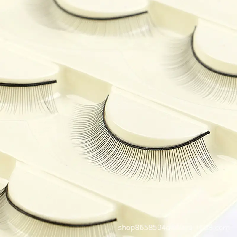 Beginner Eyelash Grafting Exercises with False Lashes - Image 2