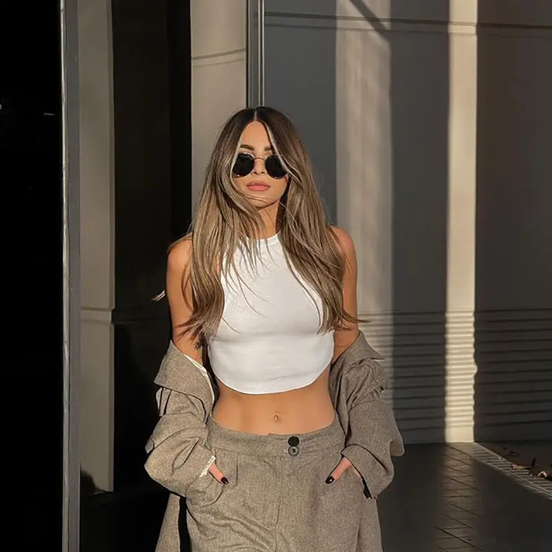 Women's Sleeveless Tank Top Backless White Summer Top — feature 9