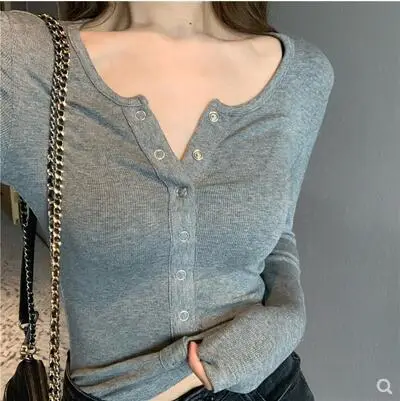 Women's White Long Sleeve Pullover T-Shirt Slim Fit All Season - Image 4