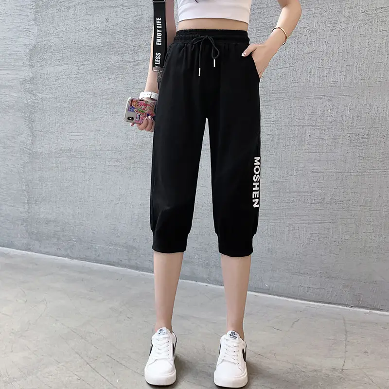 Women Black MASHIER Cropped Sweatpants