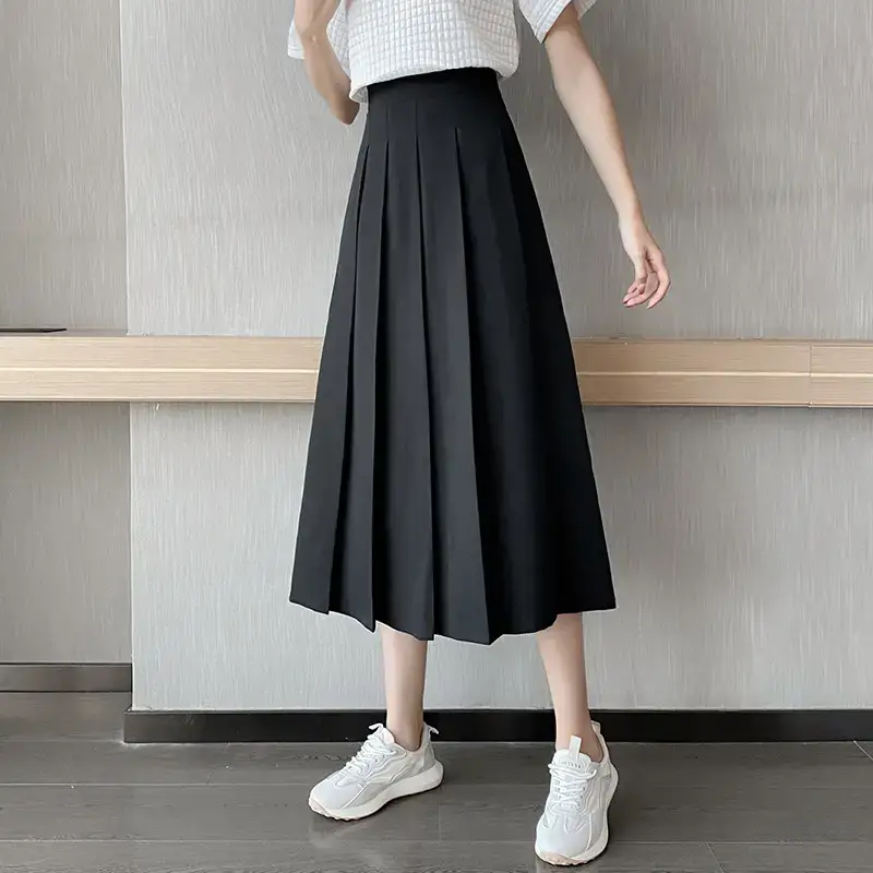 Japanese Pleated Skirt for Women, Grey, Elastic Waist, Slimming A-Line - Image 3