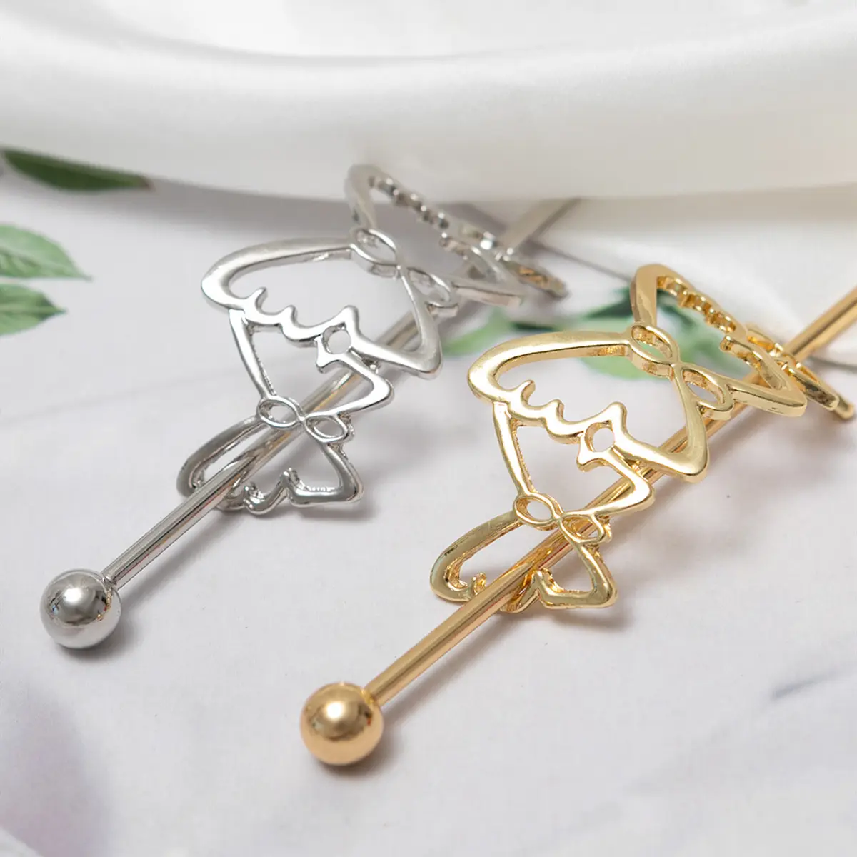 Golden Butterfly Hairpin with Ball Head Design - Image 5