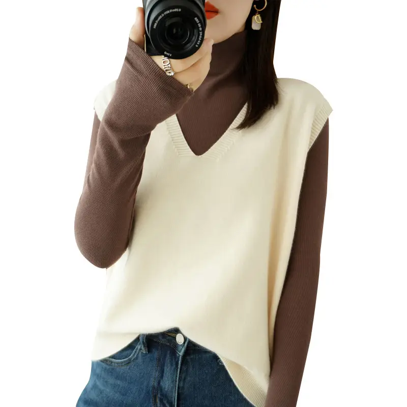 New Women's Blue V-Neck Knitted Vest Pullover - Image 12