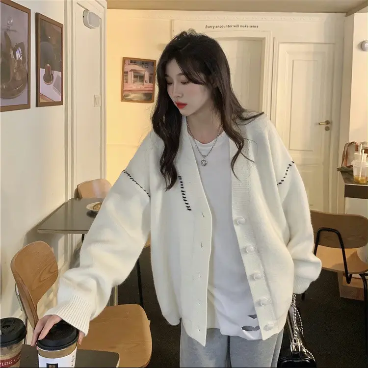Women's Black Knit Cardigan Outwear 2025 New Design - Image 4