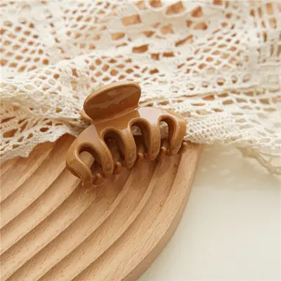 Pink Hair Clip Medium Grab for Ponytail & Shower - Image 6