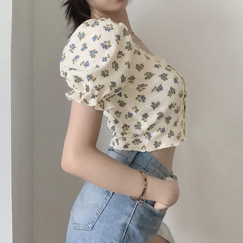 Women Floral Waffle Top with Square Neck Puff Sleeves — feature 8