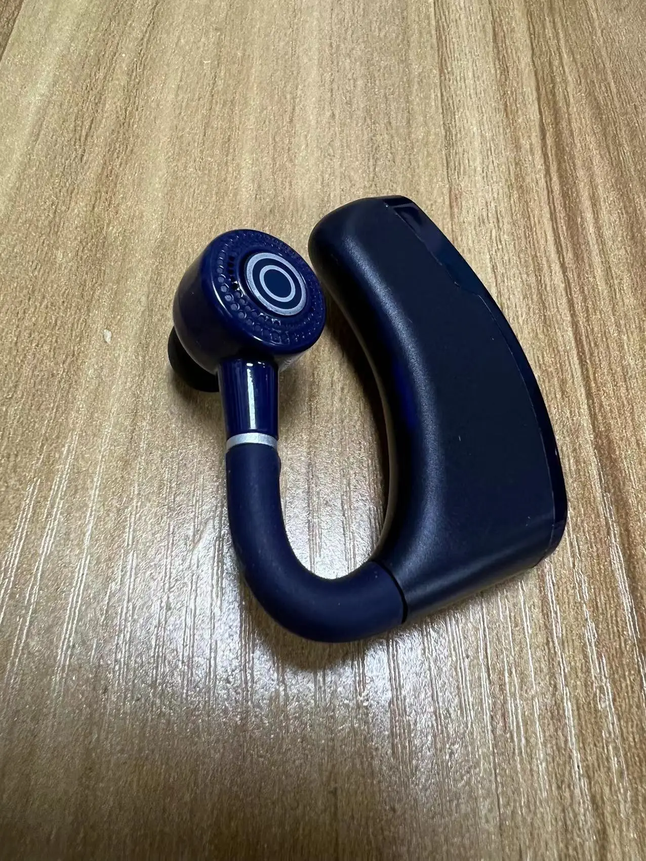V9S Bluetooth Headset with Digital Display & Charging Bin - Image 2