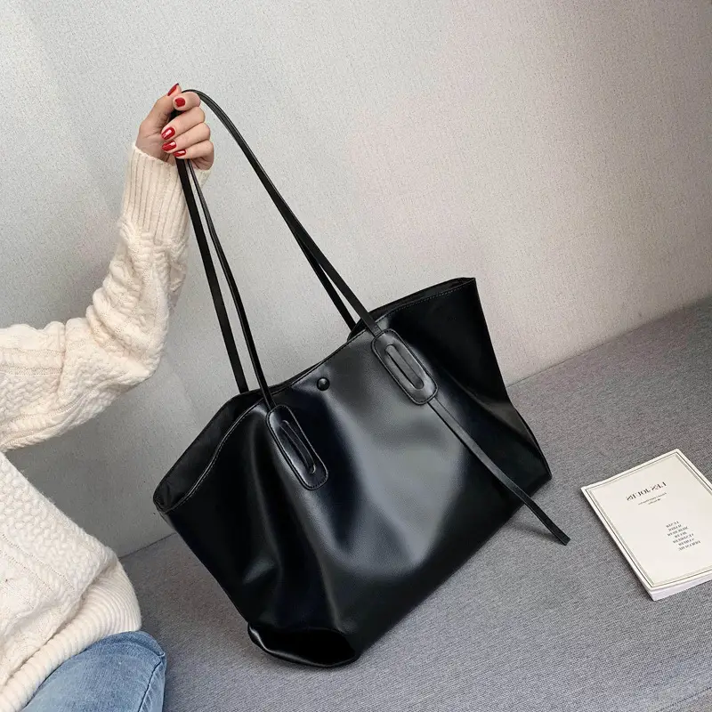 Women's White Textured Tote Bag Large Capacity European Style - Image 4