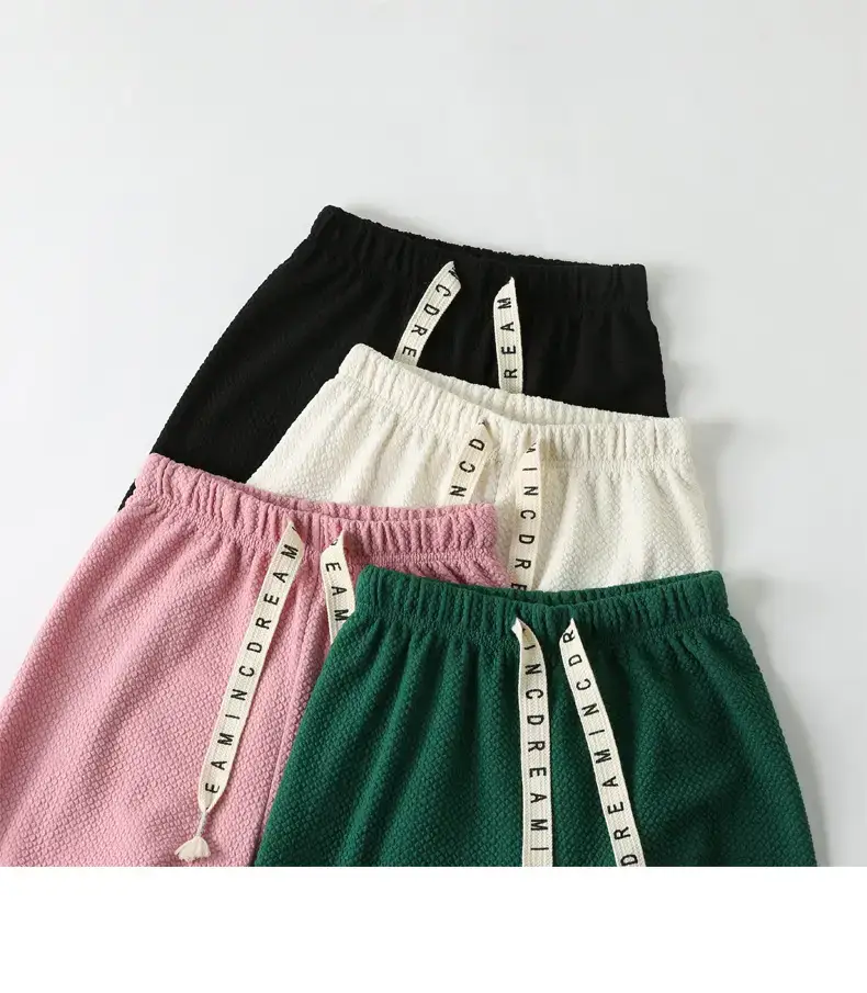Black High Waist Slimming Puff Pants for Women — feature 4