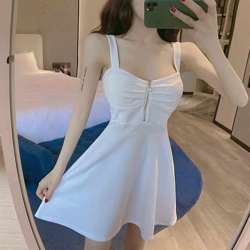 White Slim Fit Pleated Skirt Dress with Zip Front
