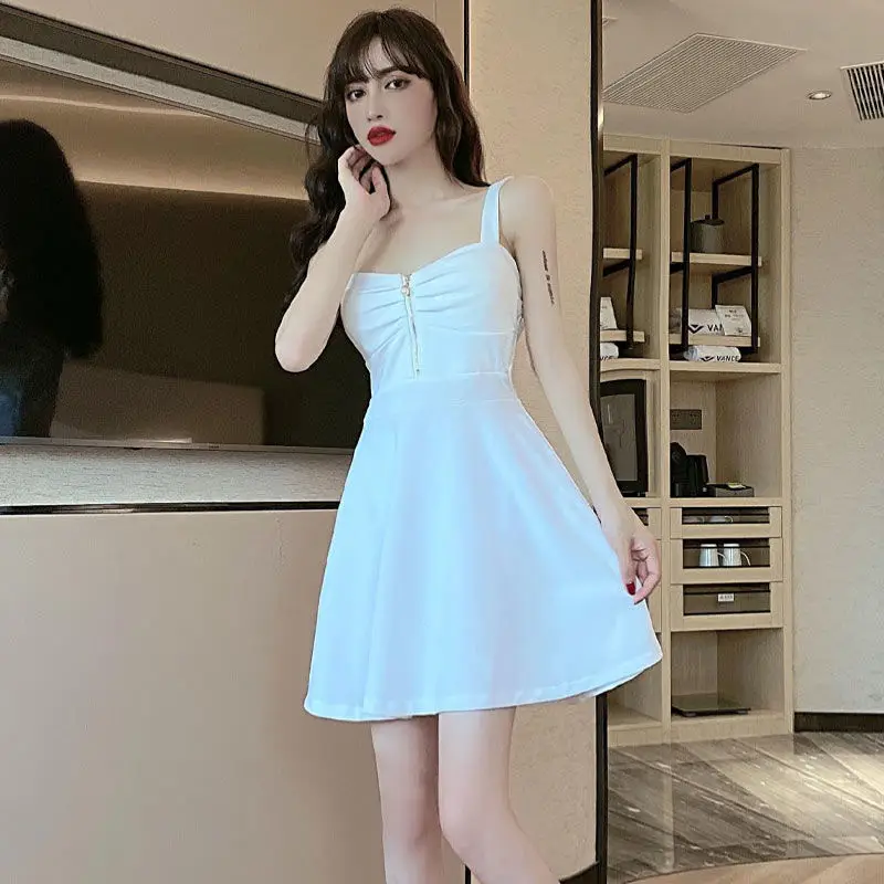 White Slim Fit Pleated Skirt Dress with Zip Front — feature 8