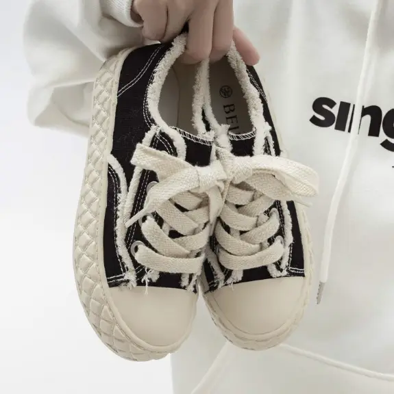 2026 Breathable White Shoes for Women, New Spring and Autumn Versatile Thick-Soled Canvas Shoes, Student Casual Sneakers, Ins Trendy Wholesale - Image 3