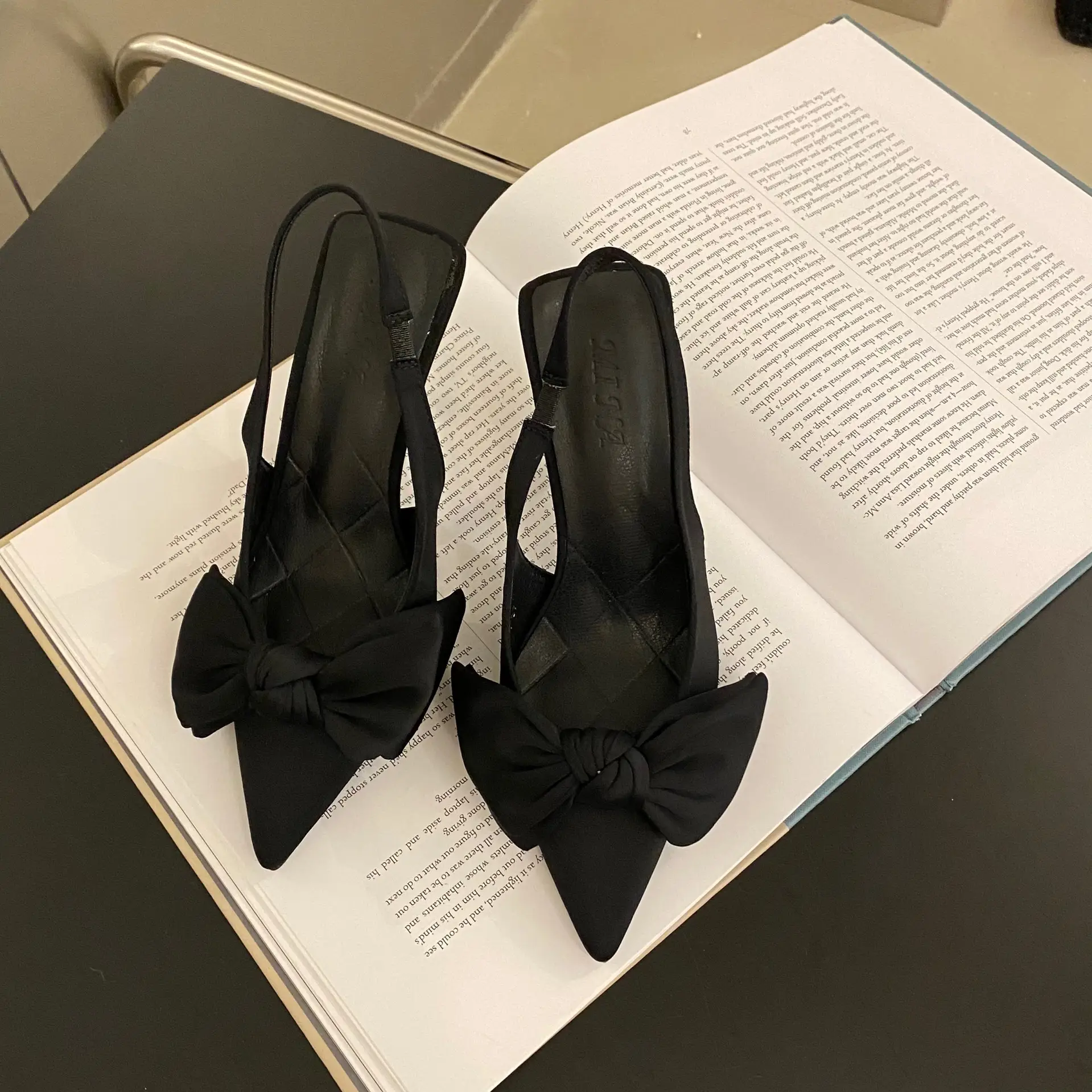 Black Bow Stiletto Heels for Women 2023 â feature 3