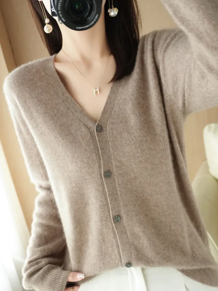 Women's Red Knit Cardigan Jacket Large Size - Image 15