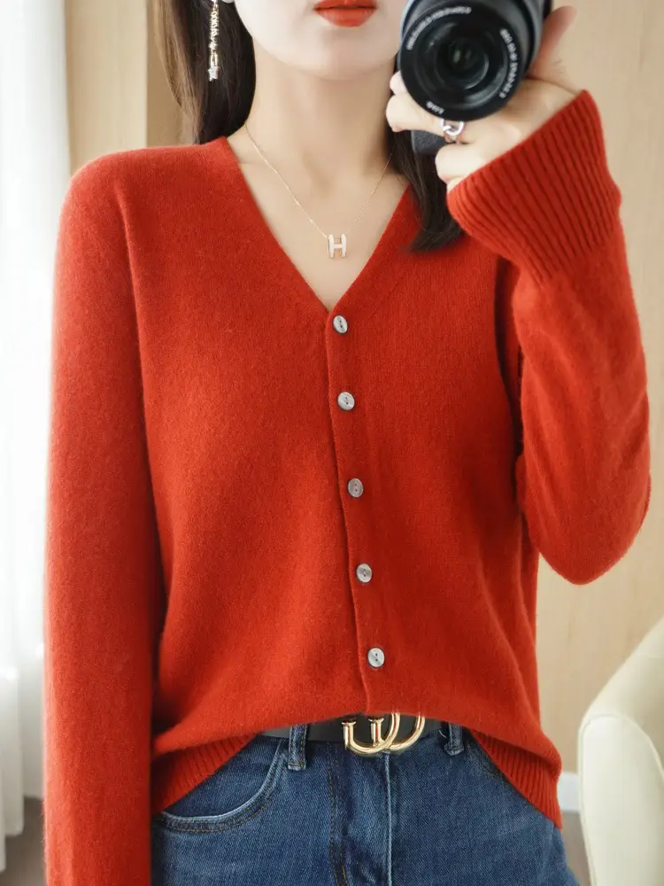 Women's Red Knit Cardigan Jacket Large Size - Image 17