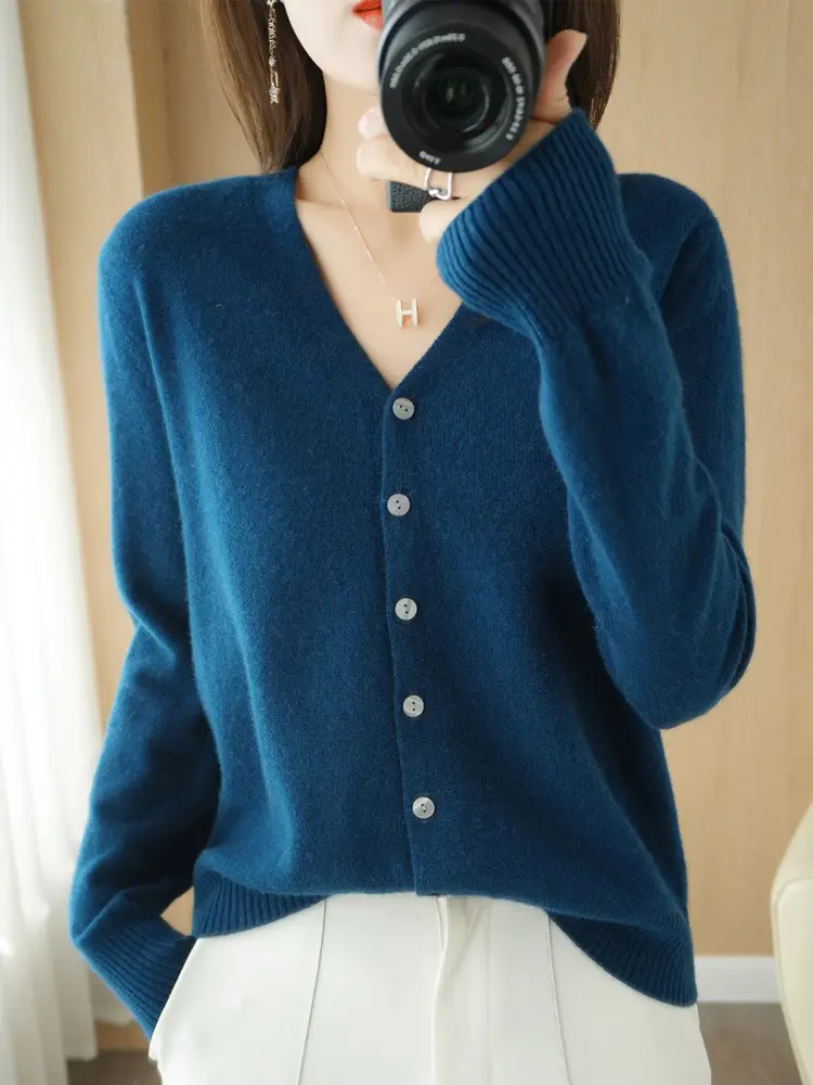 Women's Red Knit Cardigan Jacket Large Size - Image 18
