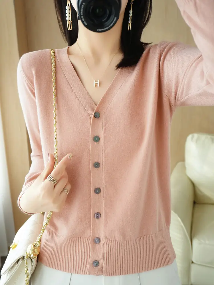 Women's Red Knit Cardigan Jacket Large Size - Image 5
