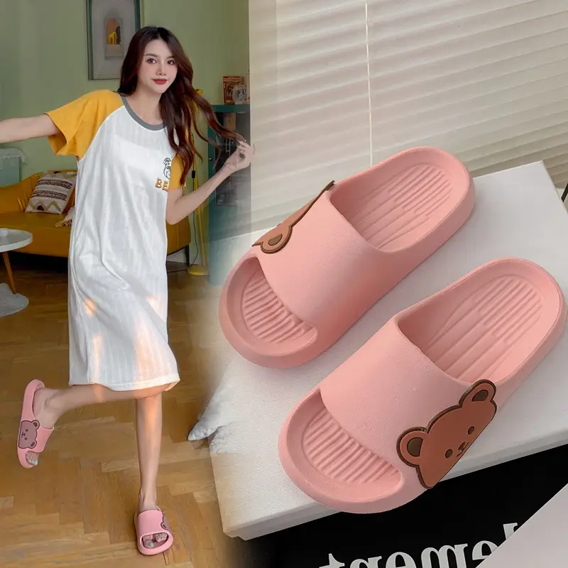 Summer Slippers for Women 2025 Cute Cartoon Flat Bear Home Indoor Thick Sole Couple Family Outdoor Wear Children - Image 7