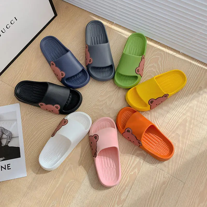 Summer Slippers for Women 2025 Cute Cartoon Flat Bear Home Indoor Thick Sole Couple Family Outdoor Wear Children - Image 8