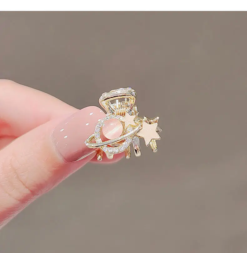 Korean Pink Star Hair Clip for Girls — feature 3