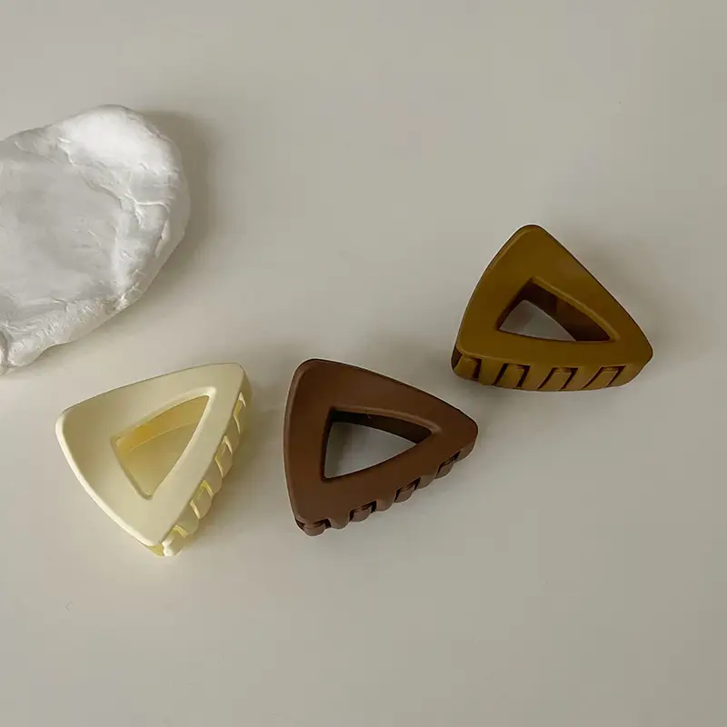 Small Hairpin Clip for Women's Back of Head - Image 8