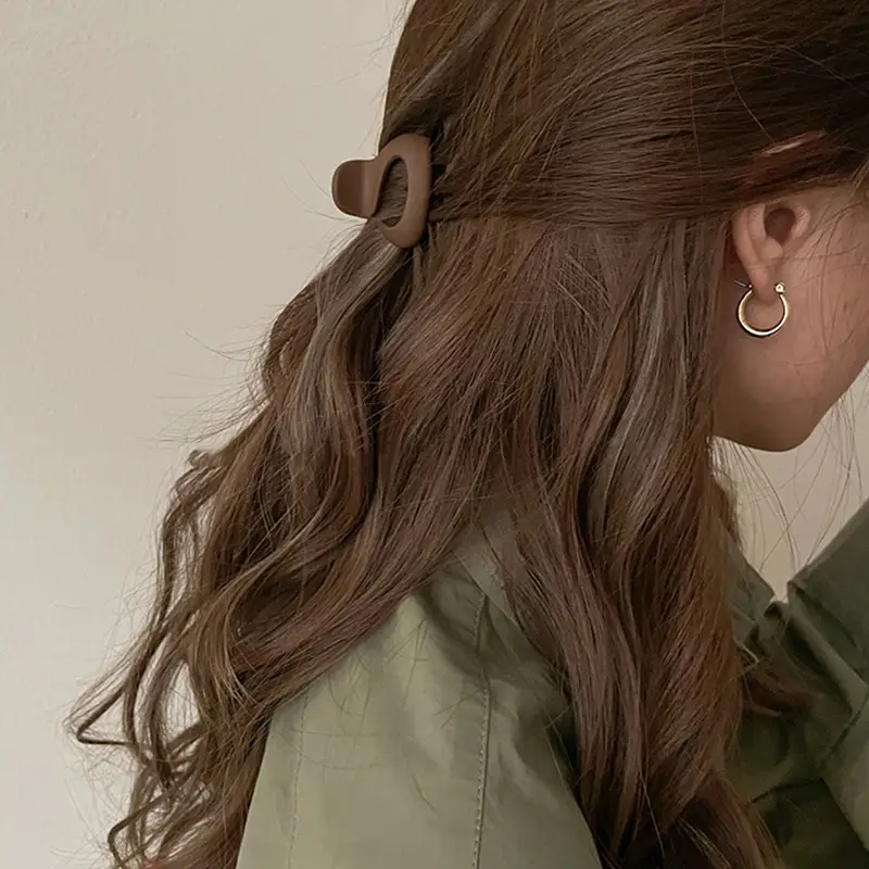 Small Hairpin Clip for Women's Back of Head - Image 6