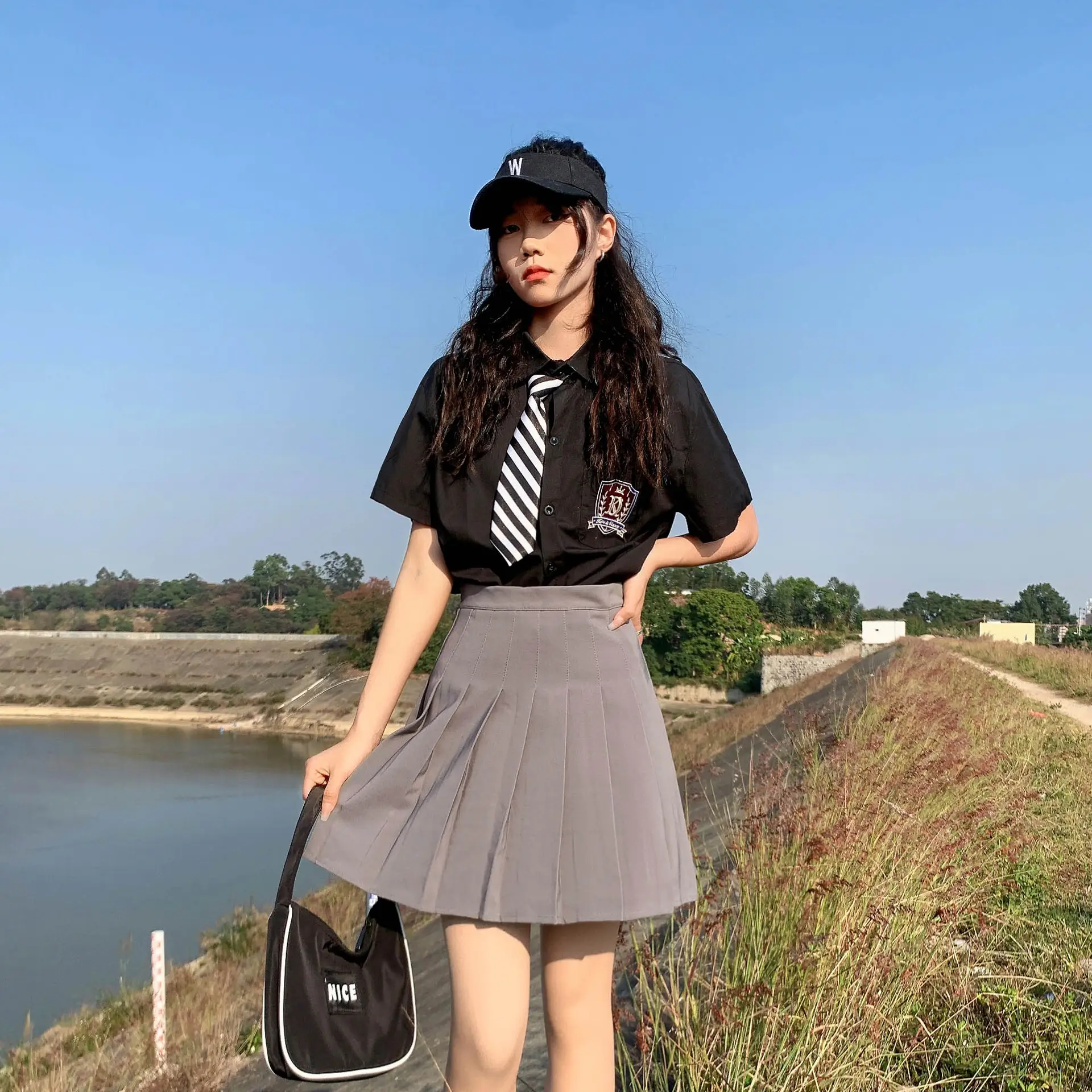 Women's Gray Pleated Skirt with High Waist & A-Line Design — feature 4
