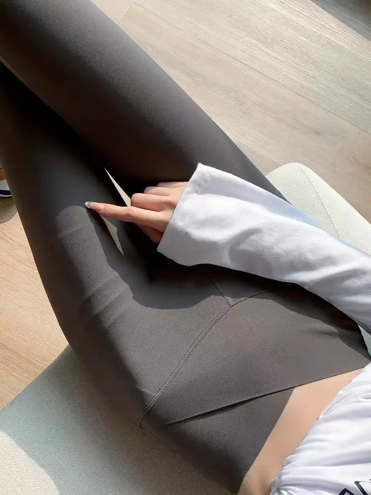 2025 New Shark Pants Butt-Lifting Leggings Women - Image 16