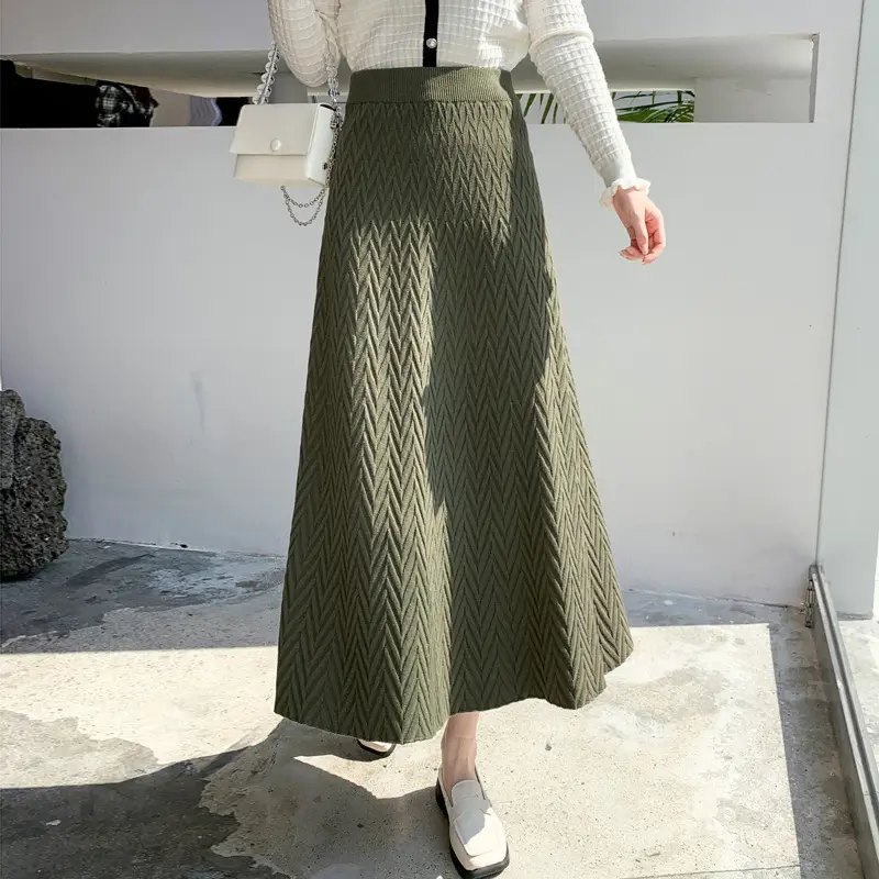 2022 Knitted Pleated Skirt Women's Black A-Line High Waist - Image 2