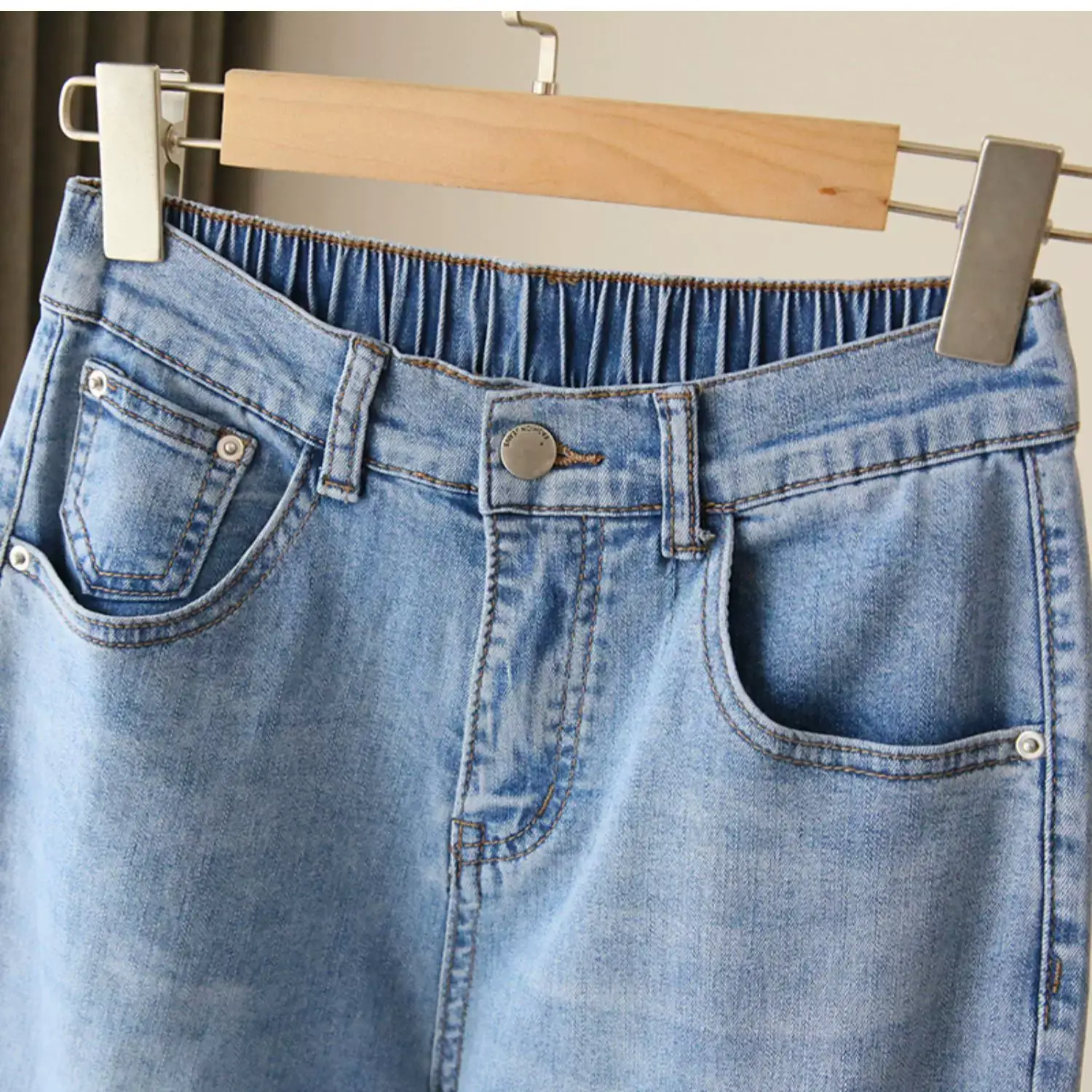 Plus Size Women Jeans 2025 New High-Waisted Loose Straight Slimming Elastic Waist Cropped Harem Pants — feature 9