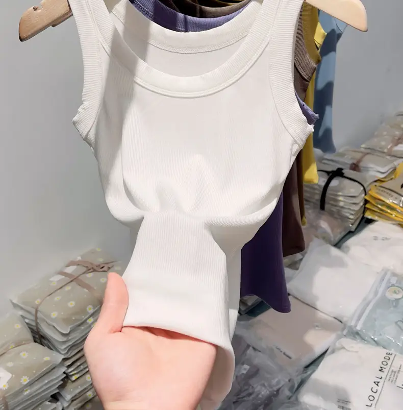 Women Knitted Sleeveless Top with Small Suspenders — feature 11