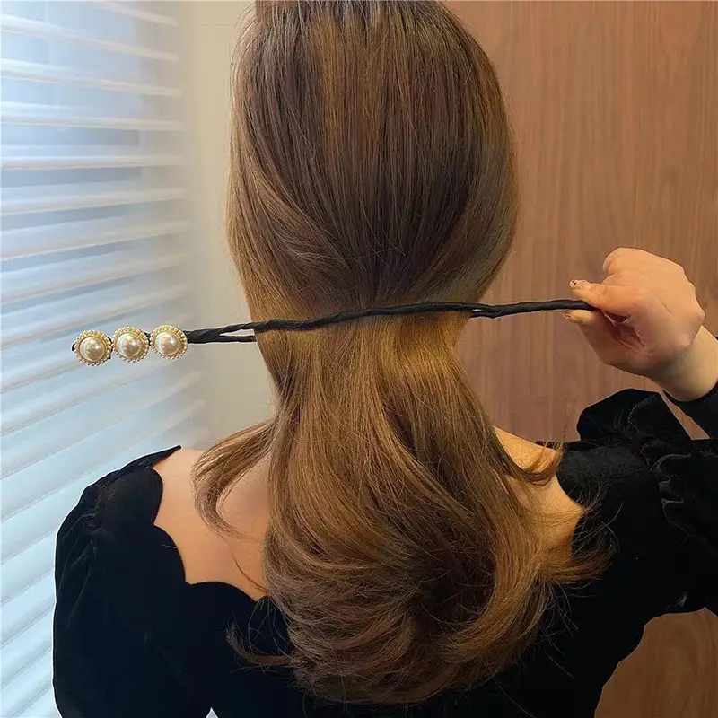 Pearl Flower Hair Twister for Women — feature 7