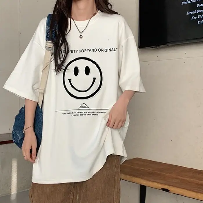 Women Loose Fit Smile Print T-Shirt Mid Length Grey - Image 3