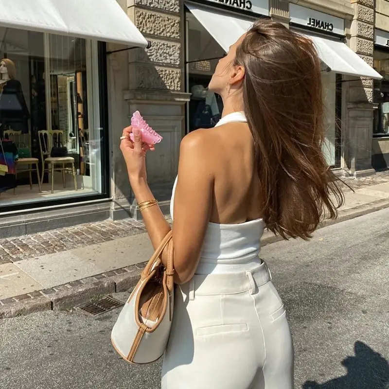 Women's White Knitted U-Neck Camisole with Backless Design - Image 4