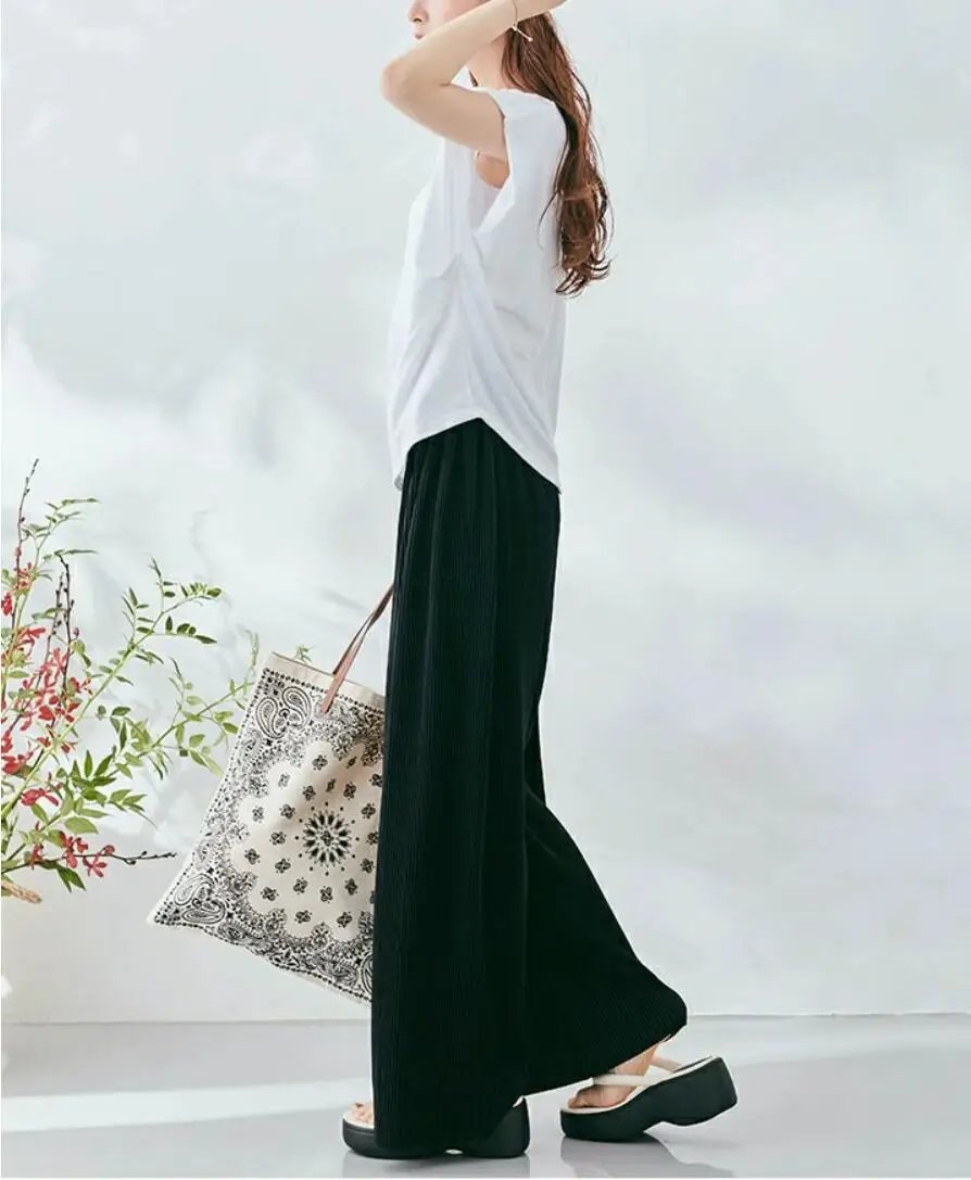Green Hoodie & Brown Wide-Leg Pants Set — feature 4