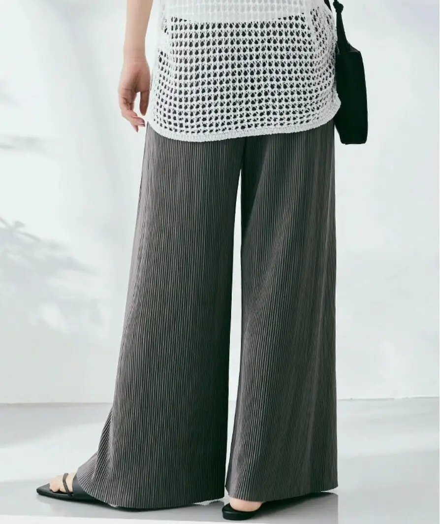 Green Hoodie & Brown Wide-Leg Pants Set — feature 5