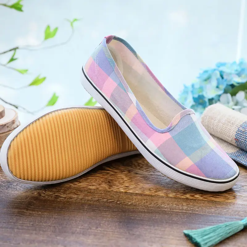 Old Beijing Cloth Shoes, Non-Slip Soft Sole Women's Slip-On Shoes with Rubber Soles, Work Shoes, Casual Versatile Fashion Shoes