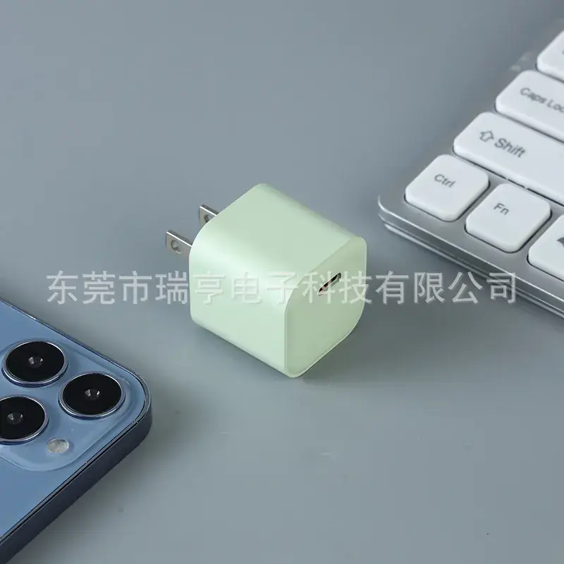 Full Voltage 33W Crystal Charger for Mobile & Tablet - Image 7