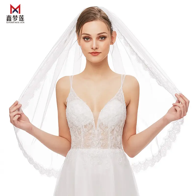 90cm Single Layer Bridal Veil with Metal Hair Comb - Image 5
