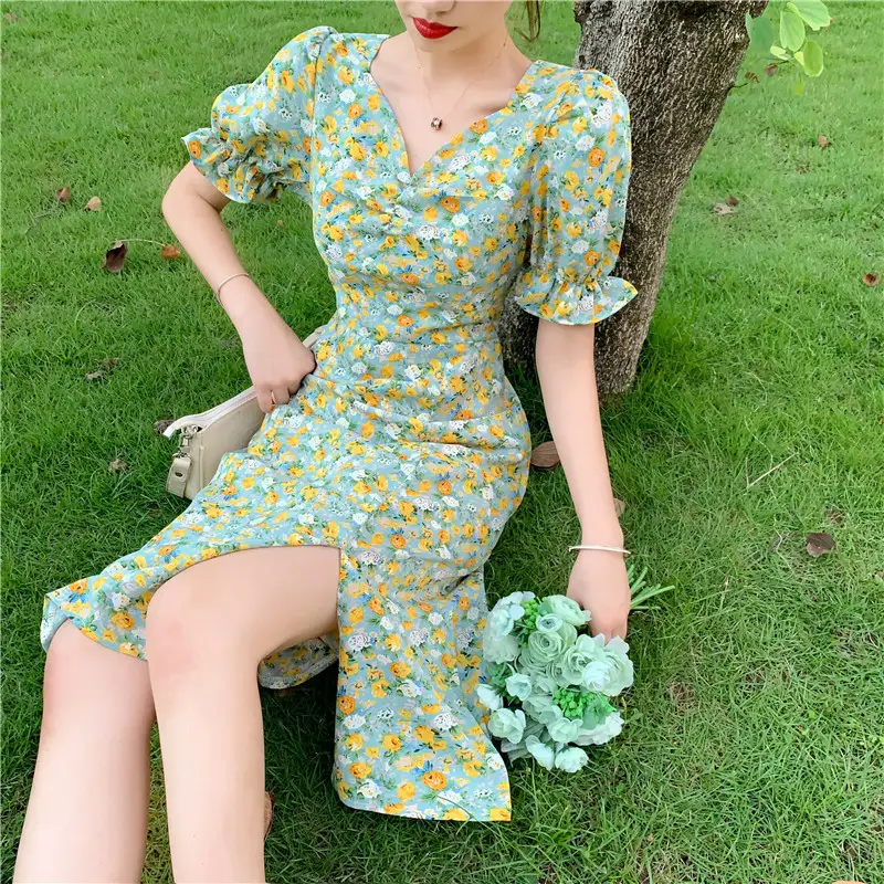 2021 French Style Floral V-Neck Bubble Sleeve Dress — feature 14