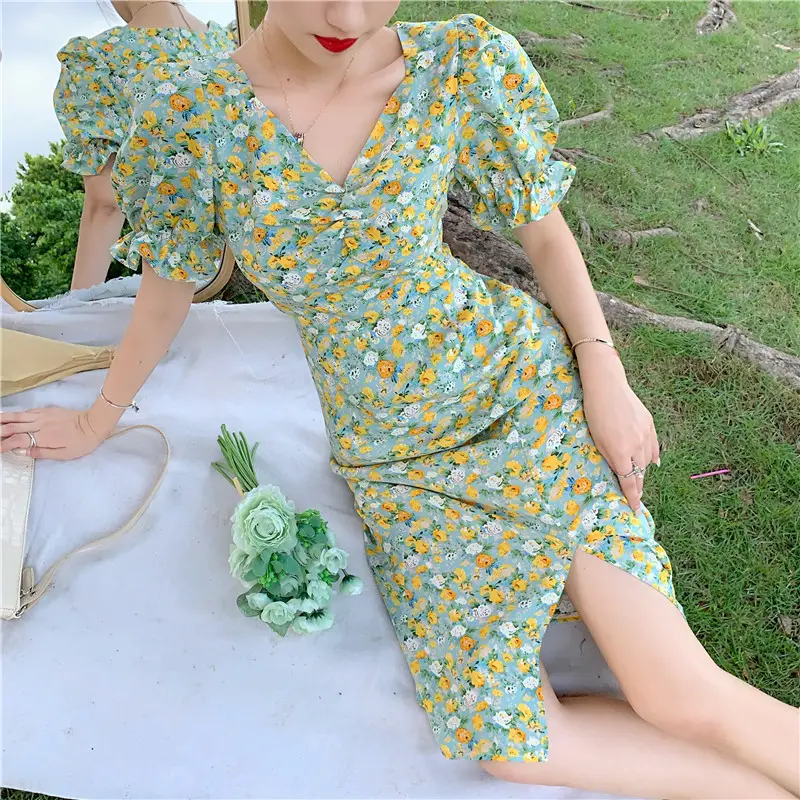 2021 French Style Floral V-Neck Bubble Sleeve Dress — feature 19