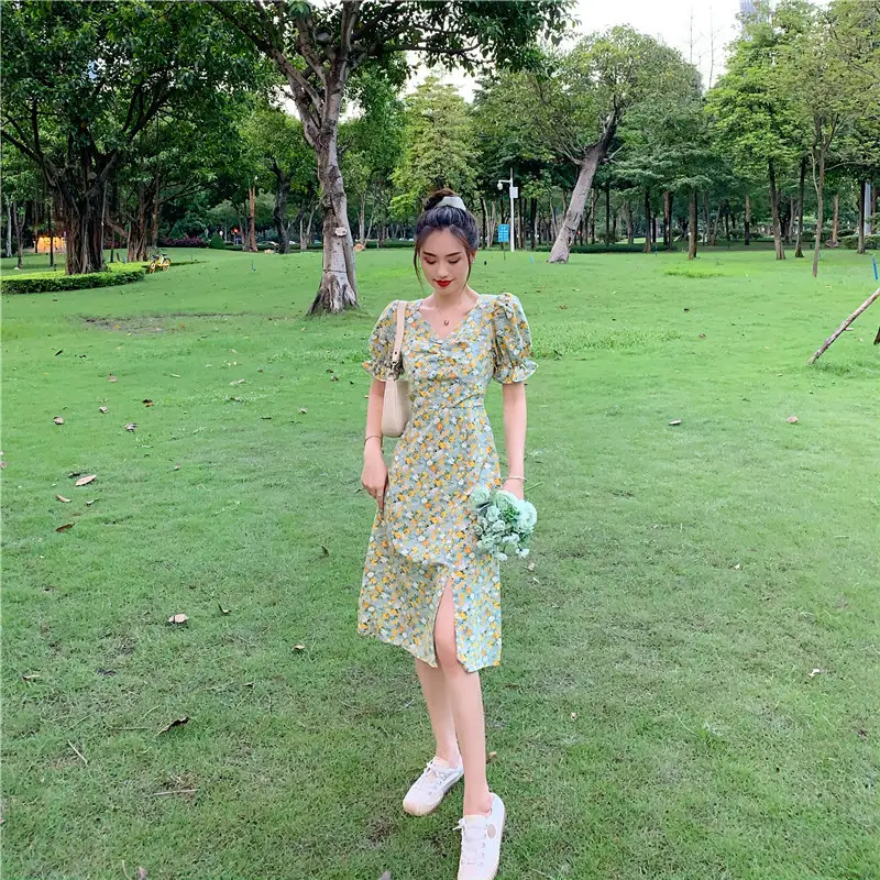 2021 French Style Floral V-Neck Bubble Sleeve Dress — feature 21