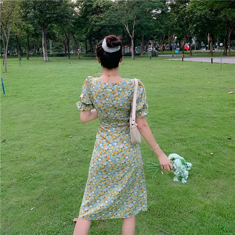 2021 French Style Floral V-Neck Bubble Sleeve Dress — feature 22