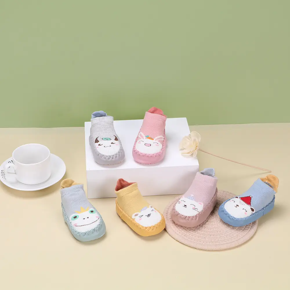 Baby Cat Design Soft Anti-Slip Floor Socks - Image 10