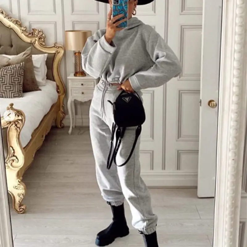 Pink 2-Piece Sweatshirt Track Suit for Women - Image 11