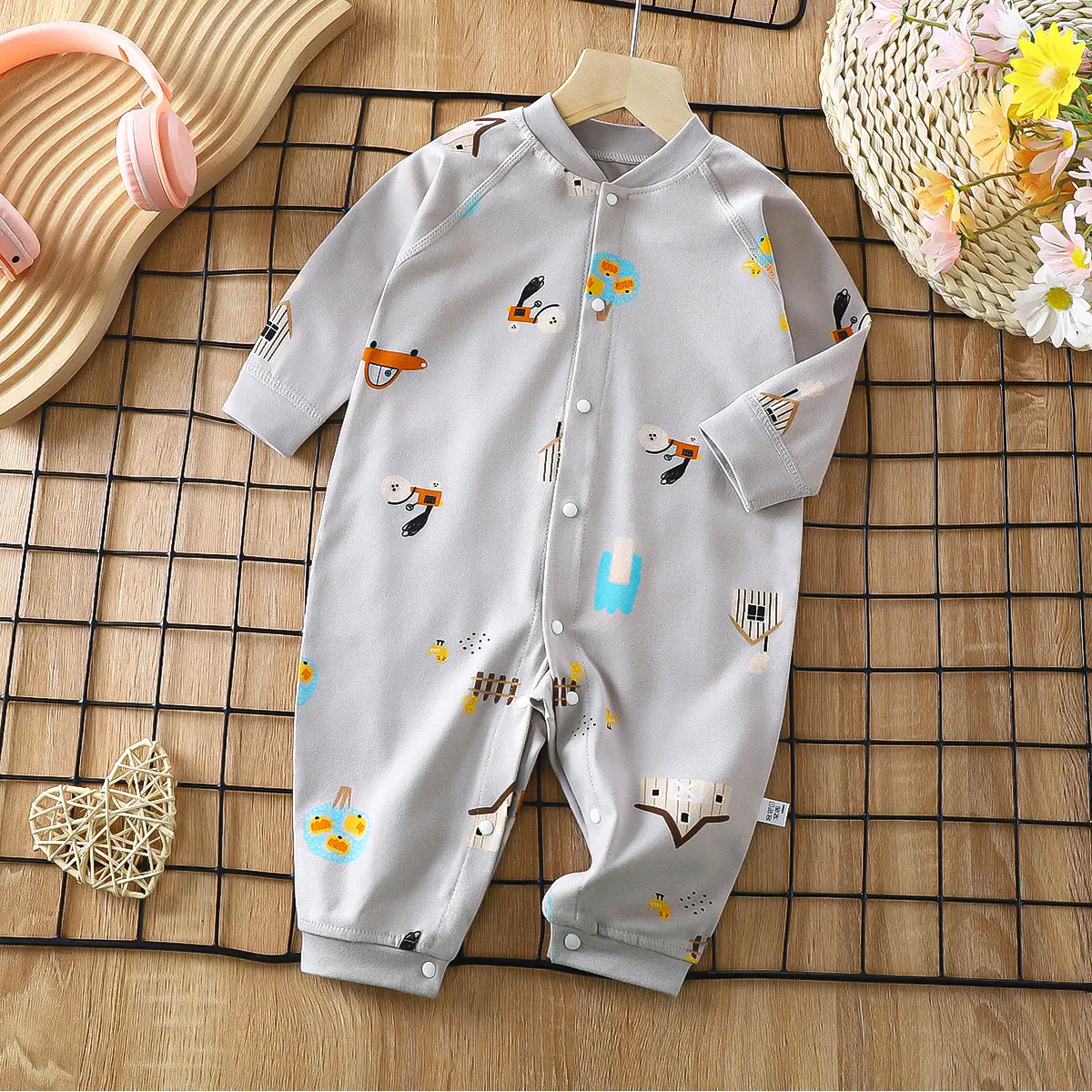 Baby Cotton Jumpsuit Set for Newborns Autumn Wear - Image 4