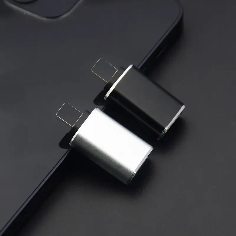 USB3.0 OTG Mobile Phone U Disk Adapter with Sound Card & Microphone — feature 13