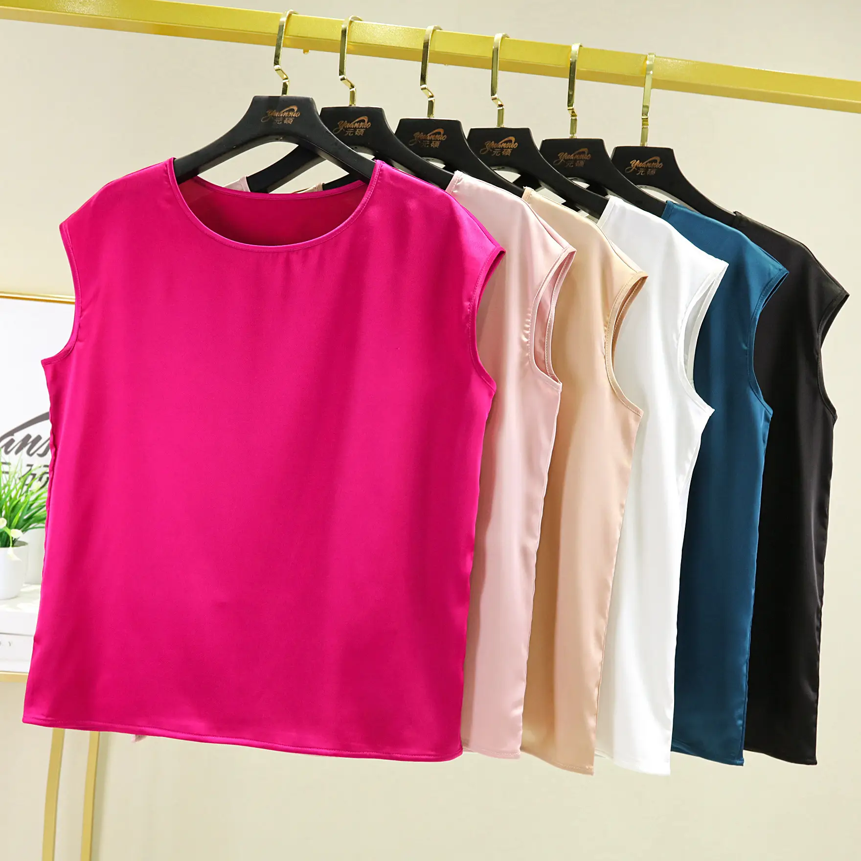 Pink Sleeveless T-Shirt Plus Size Slimming Women - Image 7