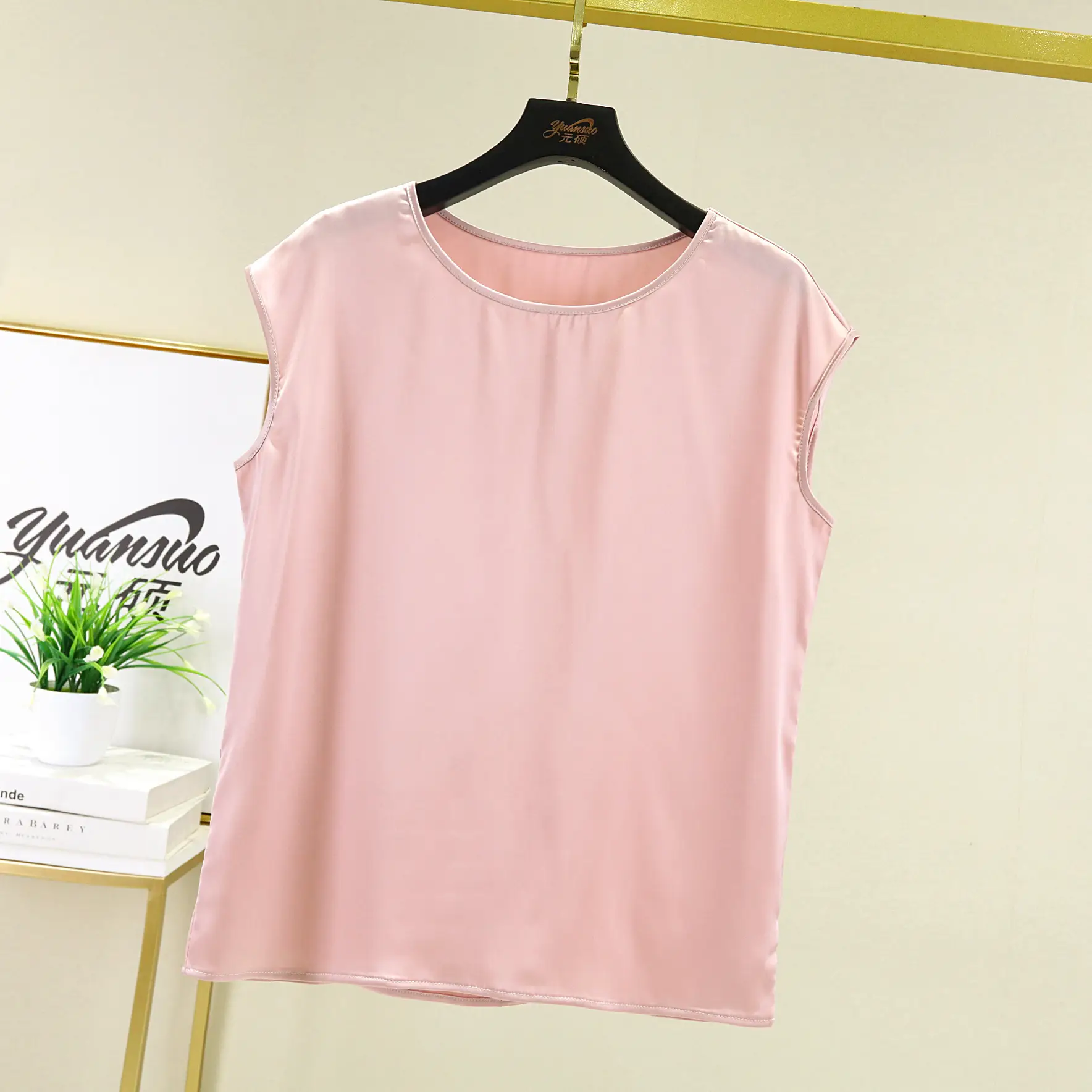 Pink Sleeveless T-Shirt Plus Size Slimming Women - Image 10